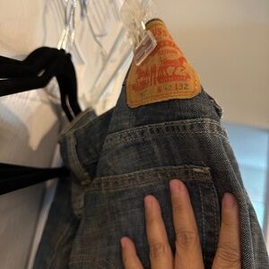 Use Levi’s jeans